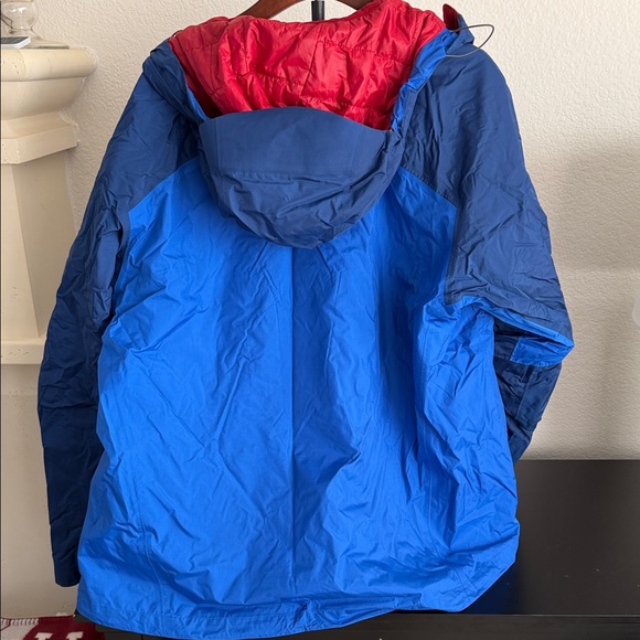 Patagonia Men's Vibrant Blue and Red Nano Waterproof Performance Jacket - Picture 6 of 6
